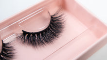 Load image into Gallery viewer, Queen Lash