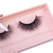 Load image into Gallery viewer, Innocent Lash