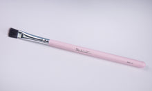 Load image into Gallery viewer, BRC0 - Concealer Brush
